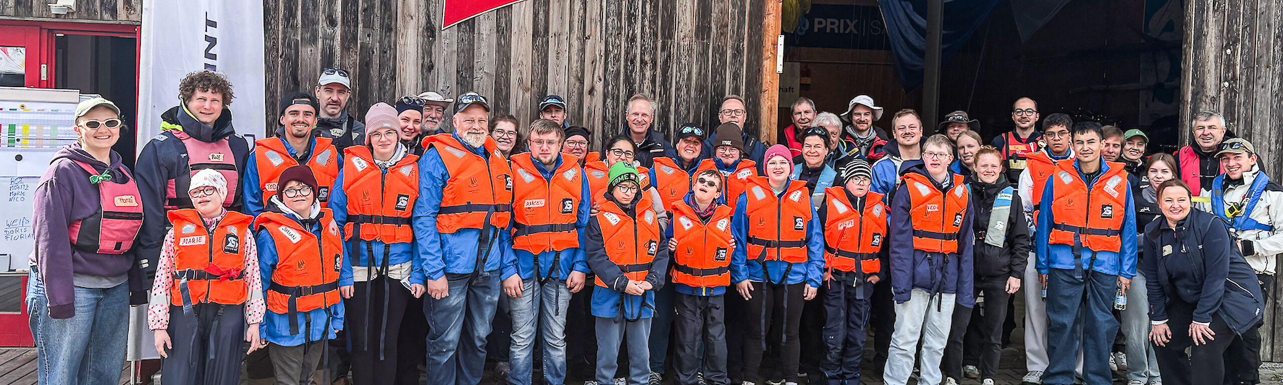 Gruppenfoto beim Wendekurs beim Yacht Club Nürnberg